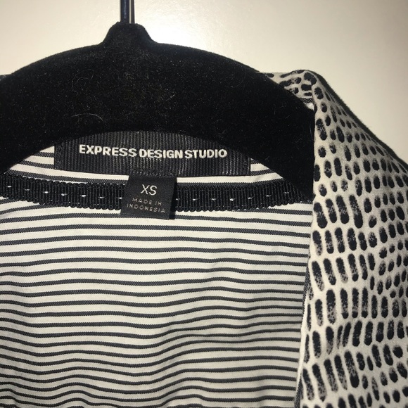 Express top - Picture 2 of 3